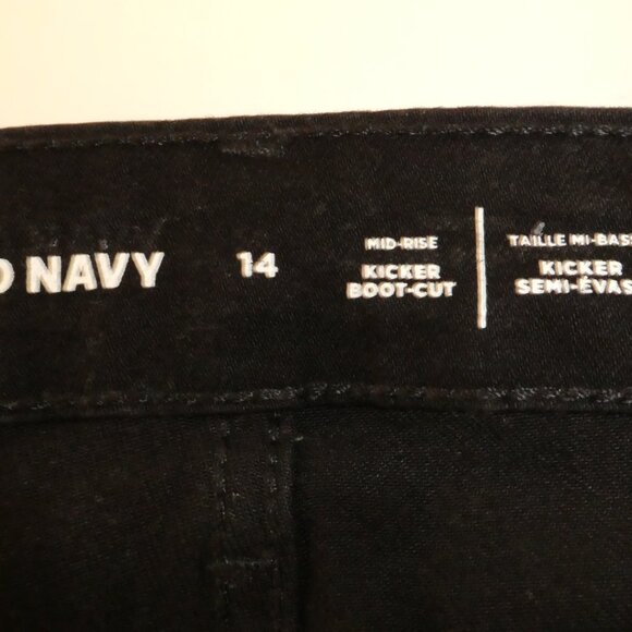 Old Navy Mid Rise Kicker Boot Cut - Black Jack - Picture 5 of 12